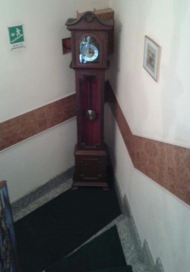 Hotel Fiumara ジェノヴァ エクステリア 写真